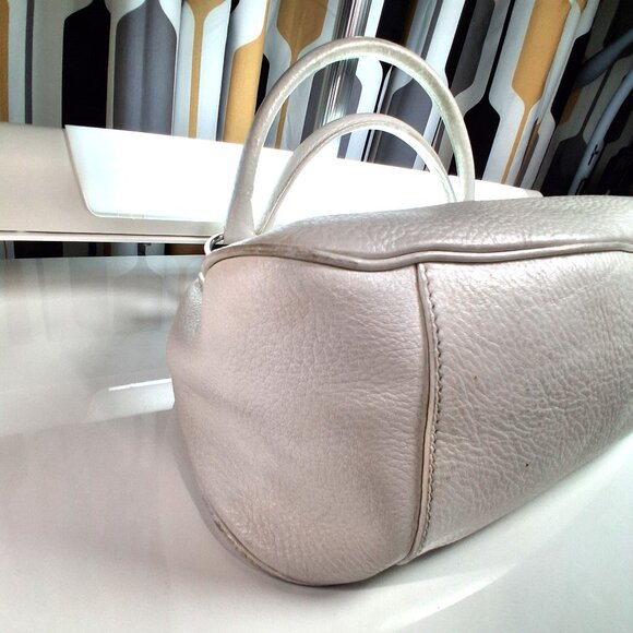 Vintage Prada Hobo Handbag Pebbled White Leather Medium Size - Picture 10 of 14